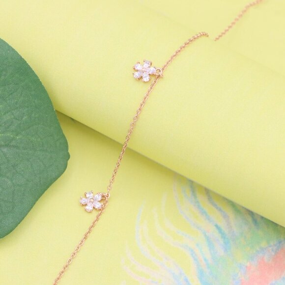 "Delicate Rose Gold Bracelet with Floral CZ Charms, XPBL1130 - Picture 6 of 12